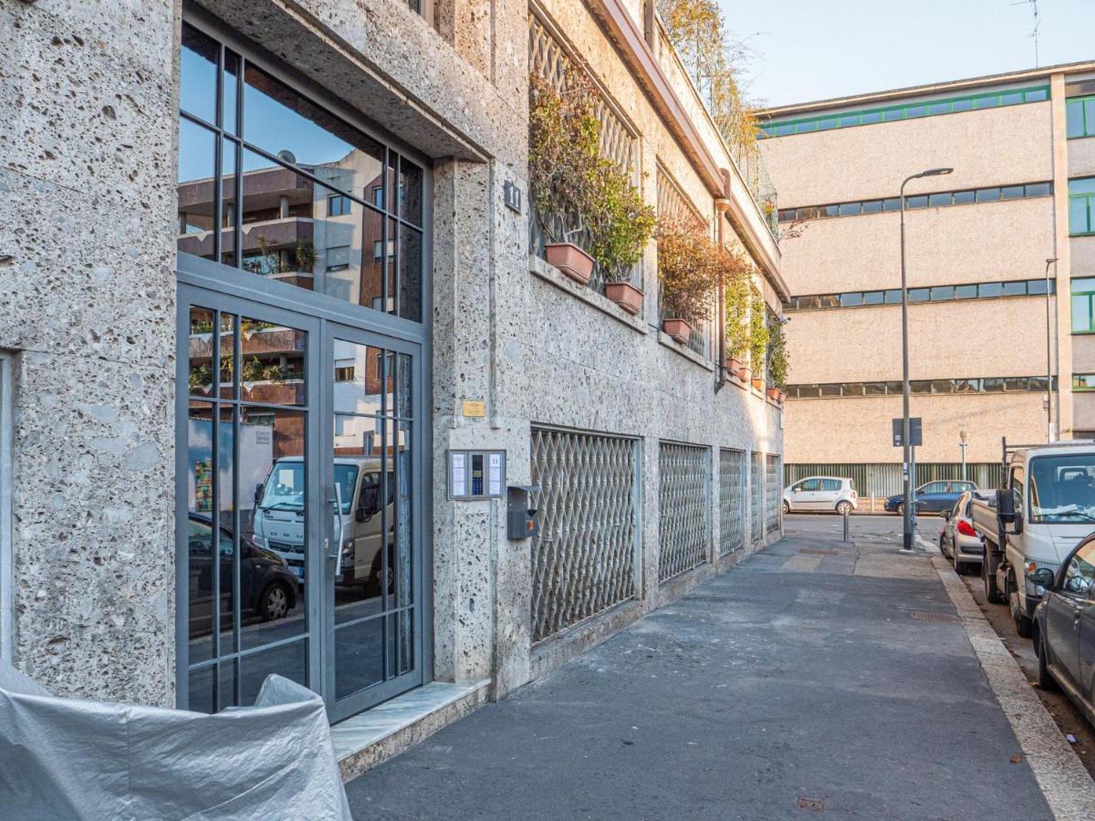 The Rent - Close To Porta Romana Milaan
